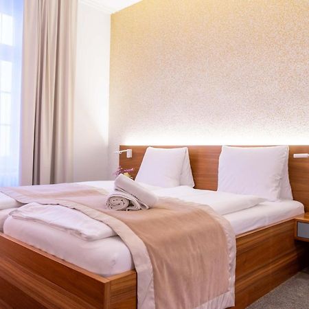 Hotel Engel Am Bahnhof Wädenswil Εξωτερικό φωτογραφία
